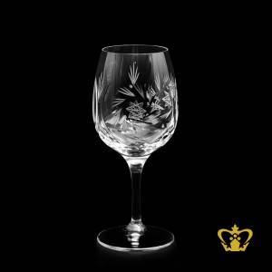 An-elegant-wine-glass-decorated-with-twirling-star-leaf-cuts-that-adds-to-the-brilliant-sparkle