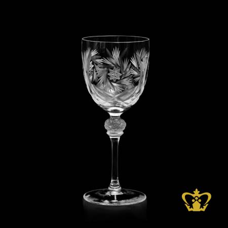 Antique-twirling-star-pattern-hand-carved-on-exquisite-wine-glass-adorned-with-classic-stem-6-oz