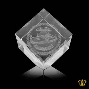 Arabic-Word-Calligraphy-Bismillah-Ir-Rahman-Ir-Rahim-And-La-Ilaha-Illa-Allah-Muhammed-Rasul-Allah-With-Holy-Kaaba-Engraved-Islamic-Occasions-Gift-Crystal-tilted-cube-Customized-Ramadan-Eid-Religious-Souvenir