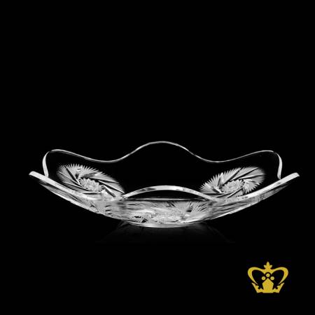 Wave-modish-crystal-decorative-centerplate-with-handcrafted-elegant-intense-twirling-star-pattern-cuts