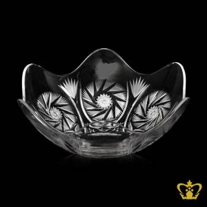 Elegant-crystal-bowl-with-wave-edge-finish-adorned-with-handcrafted-intense-graceful-twirling-star-leaf-cuts