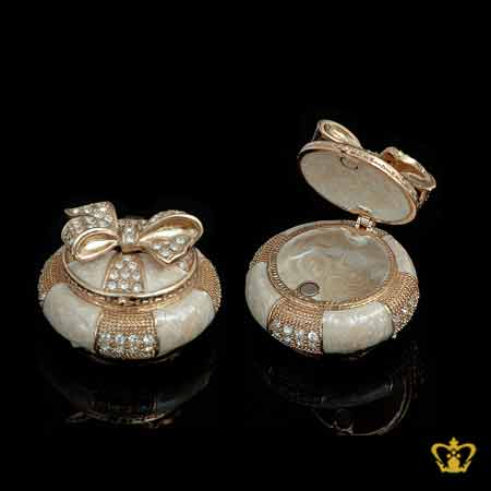 Artistry-Custom-Made-Trinket-box-with-bow-and-Intricate-Detailing