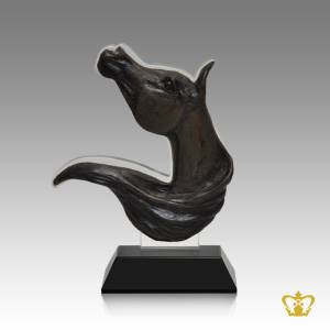 A-Masterpiece-Horse-Sculpture-of-a-Horse-with-Intricate-Detailing-stands-on-Black-Crystal-Base