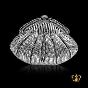 Shinny-luxurious-ladies-purse-embellished-with-black-and-clear-crystal-diamond-an-opulent-gift-for-her