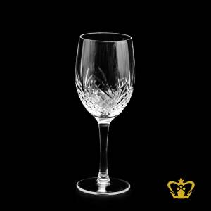 Perfectly-shaped-crystal-wine-glass-crafted-with-diamond-leaf-cuts-for-elegant-stylish-look