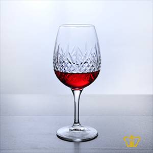 Alluring-crystal-wine-glass-hand-crafted-stunning-diamond-leaf-cuts-elegant-stem-18-oz