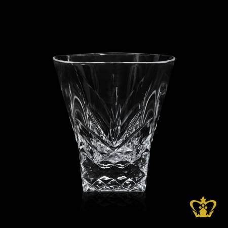 Perfectly-square-bottom-with-stylish-diamond-cuts-elegant-and-vintage-look-on-the-rocks-crystal-whiskey-glass-tumbler