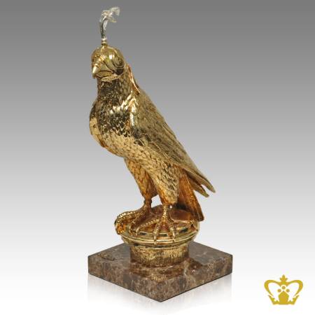 ANG-FALCON-GOLDEN-W-HOOD-18IN