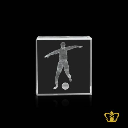 BLG-CUBE-LASER-50X50X50MM-FOOTBALLER