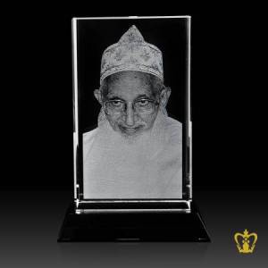 2D-Crystal-laser-engraved-cube-Moulana