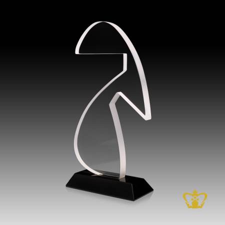 Handcrafted-Crystal-Cutout-Trophy-Stands-On-Black-Crystal-Base-Customize-Text-Engraving