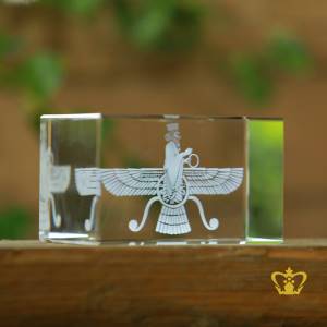 Crystal-cube-2D-Laser-Engraved-Faravahar-Zoroastrianism-Mazdayasna-religious-souvenir-gift