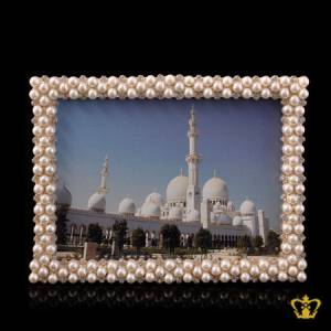 Photo-frame-of-The-Sheikh-Zayed-Grand-Mosque-Abu-Dhabi