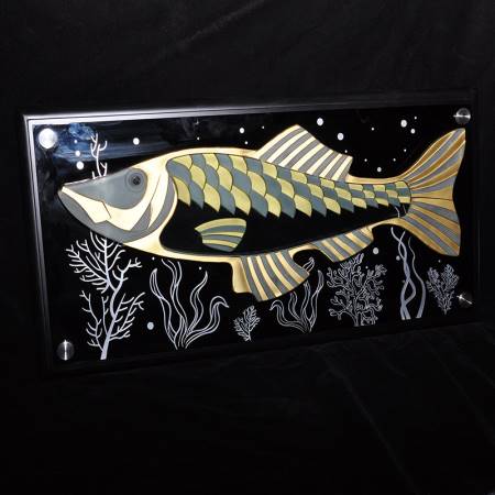 KP-FISH-FIGURINE-30INC-WITH-WOODEN-FRAME