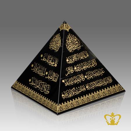 DRSDN-BLACK-CLEAR-PYRAMID-14X14CM-4-KULL-GOLD