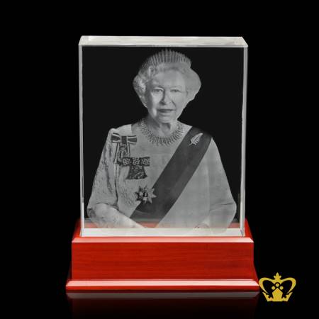 BLG-SHEET-300X250X100MM-QUEEN-ELIZABETH-II-3D-LASER