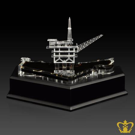 CG-OIL-RIG-REPLICA-8IN-W-UAE-MAP-AND-WOODEN-BASE