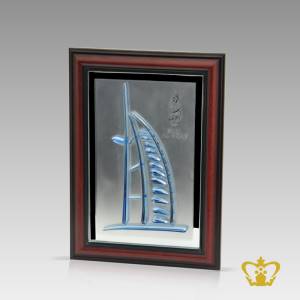 UAE-Dubai-famous-land-mark-Burj-Al-Arab-crystal-frame-gift-tourist-souvenir