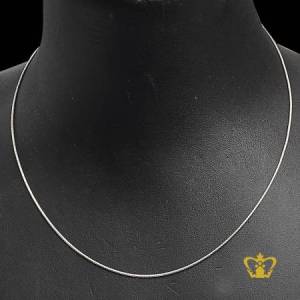 Lovely-silver-chain-elegant-accessory-for-her