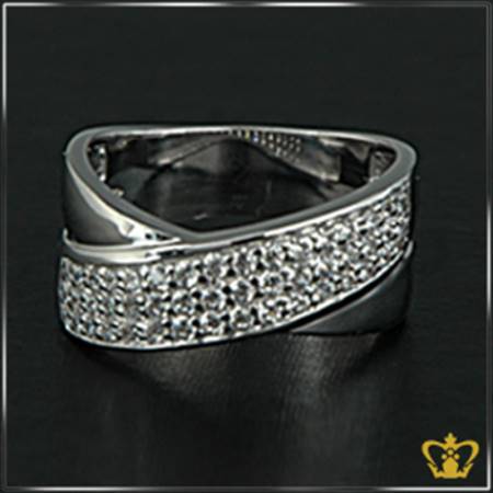 Silver-cross-ring-inlaid-with-clear-crystal-diamond-elegant-gift-for-her