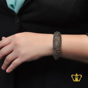 Stunning-brown-crystal-bracelet-inlaid-with-crystal-diamond-elegant-gift-for-her