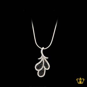Beautiful-silver-leaf-pendant-inlaid-with-black-and-clear-crystals-diamond-exquisite-jewelry-gift-for-her