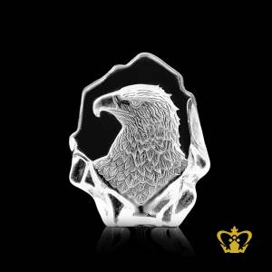 Royal-eagle-figurine-hand-engraved-in-crystal-mould-bird-lover-gift