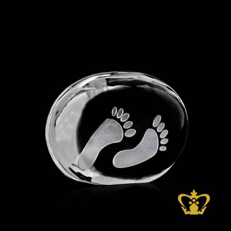 Optic-Crystal-in-Oval-Shape-plaque-engraved-2D-foot-print