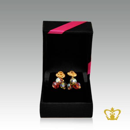 Earring-embellished-with-crystal-stone-and-pearl