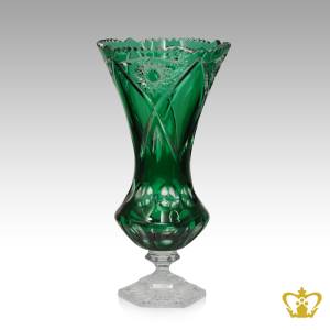 Masterpiece-Artistic-Green-Crystal-Vase-Intricate-Detailing