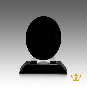 Handcrafted-Optic-Black-Crystal-Trophy-in-Oval-Shape-stands-on-Base-Custom-Text-Engraving-Logo-Base-UAE-Famous-Souvenirs