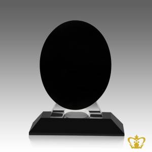 Handcrafted-Optic-Black-Crystal-Trophy-in-Oval-Shape-stands-on-Base-Custom-Text-Engraving-Logo-Base-UAE-Famous-Souvenirs