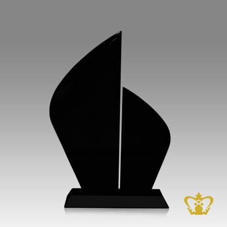 BLG-TWIN-SAIL-TROPHY-BLACK-12X9IN