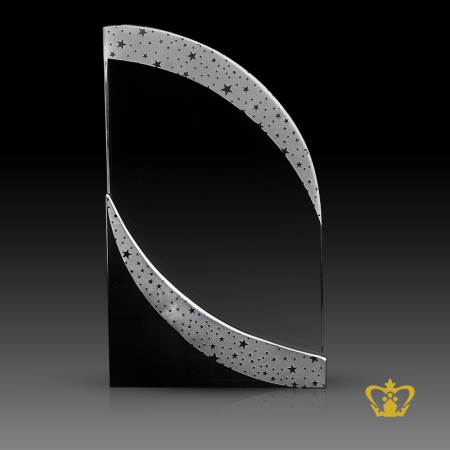 Personalized-crystal-trophy-with-the-sail-shape-engraved-with-star-customized-text-engraving-logo