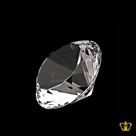 Clear-crystal-diamond-shaped-replica-hand-crafted-corporate-gift-souvenir