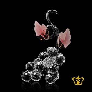 Artistry-crystal-replica-of-a-grapes-with-intricate-detailing-embellish-with-leaves