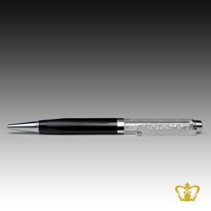 Manufactured-Artistic-Writing-Pen-with-Crystal-Stones-and-Intricate-Design