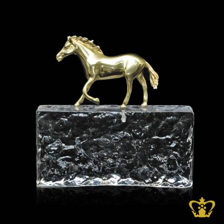 HHC-METAL-HORSE-ON-CRYSTAL-BASE-8IN-GOLDEN