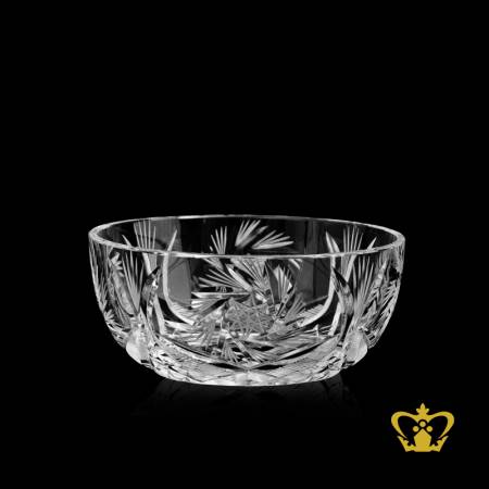 Handcrafted-round-crystal-bowl-with-pattern-twirling-star-cuts