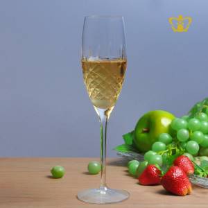 Gorgeous-crystal-champagne-flute-graceful-long-sleek-stem-glass-enhanced-with-modish-cuts