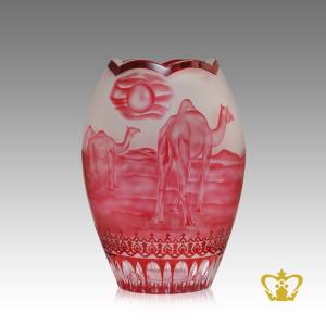 Charming-reflection-of-the-camel-and-desert-in-pink-hue-handcrafted-on-the-frosted-crystal-vase-a-UAE-traditional-gift-tourist-souvenir