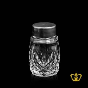 Crystal-salt-and-pepper-bottle-handcrafted-with-leaf-pattern-cuts