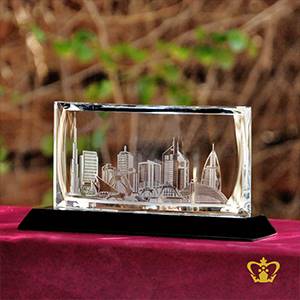Dubai-skyline-famous-landmark-engraving-in-crystal-crescent-with-black-base-gift-tourist-souvenir