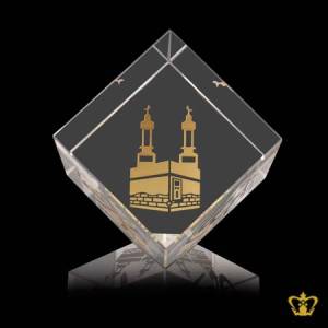 Islamic-Occasions-Gift-Arabic-Word-Calligraphy-Allah-Muhammed-Rasul-Allah-and-the-Holy-Kaaba-Engraved-Golden-Three-Faced-Tilted-Crystal-Cube-Customized-Ramadan-Eid-Religious-Souvenir