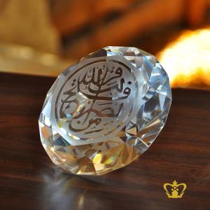 Precious-crystal-diamond-handcrafted-with-Arabic-word-calligraphy-Nasarumin-Allah-Wa-Fatehun-Qarib-Eid-Ramadan-religious-occasions-gift-souvenir