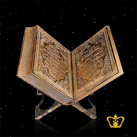 Golden-Arabic-Word-Calligraphy-Engraved-Islamic-Souvenir-Crystal-Quran-Majeed-Replica-Religious-Occasions-Ramadan-Eid-Gifts
