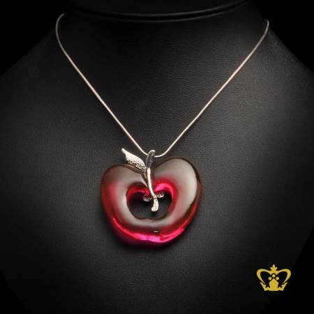 Red-apple-pendant-elegant-beautiful-gift-for-her