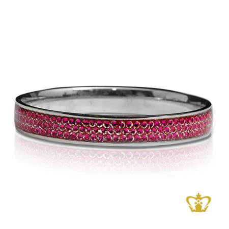 Silver-bangle-inlaid-with-red-crystal-diamond