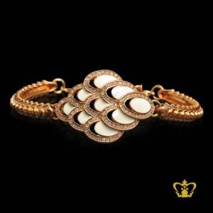 Metal-drops-bracelet-golden-embellished-with-sparkling-crystal-diamond