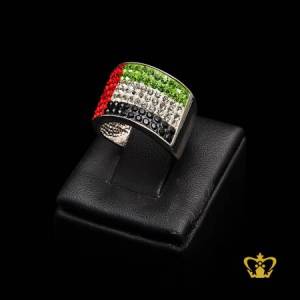 UAE-flag-ring-inlaid-with-crystal-diamond-exclusive-gift-for-national-day-occasion